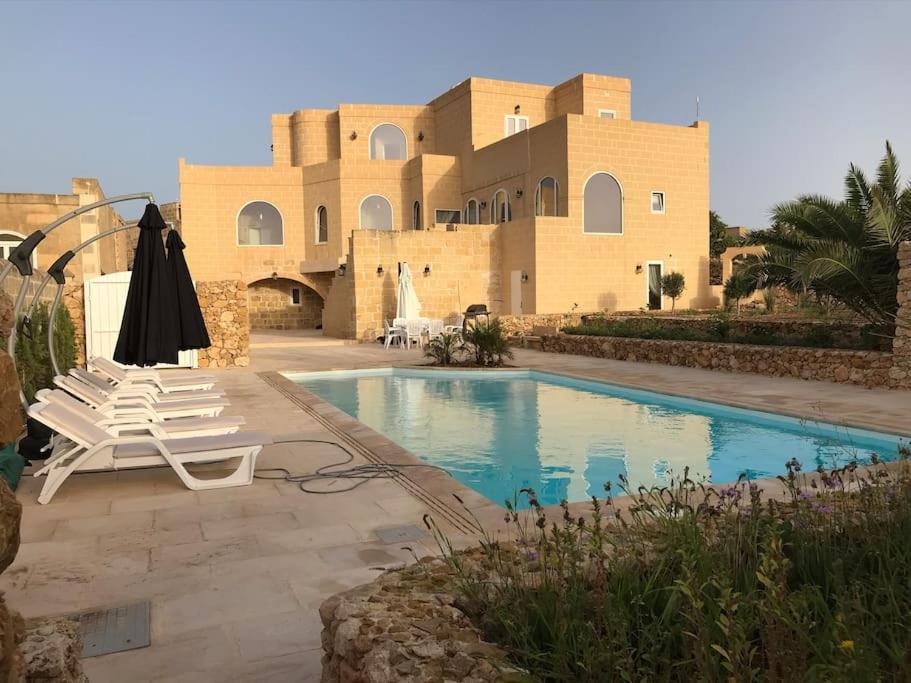 Farmhouse Villa With Large Pool And Garden In Gozo Għarb Exteriér fotografie