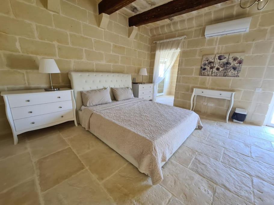 Farmhouse Villa With Large Pool And Garden In Gozo Għarb Exteriér fotografie