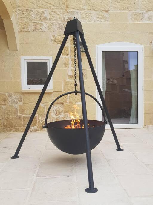 Farmhouse Villa With Large Pool And Garden In Gozo Għarb Exteriér fotografie