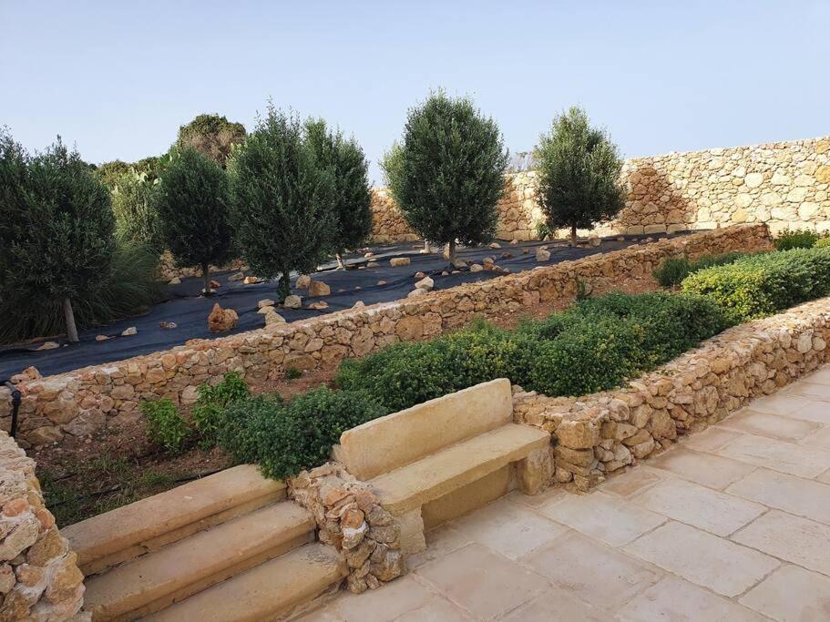 Farmhouse Villa With Large Pool And Garden In Gozo Għarb Exteriér fotografie