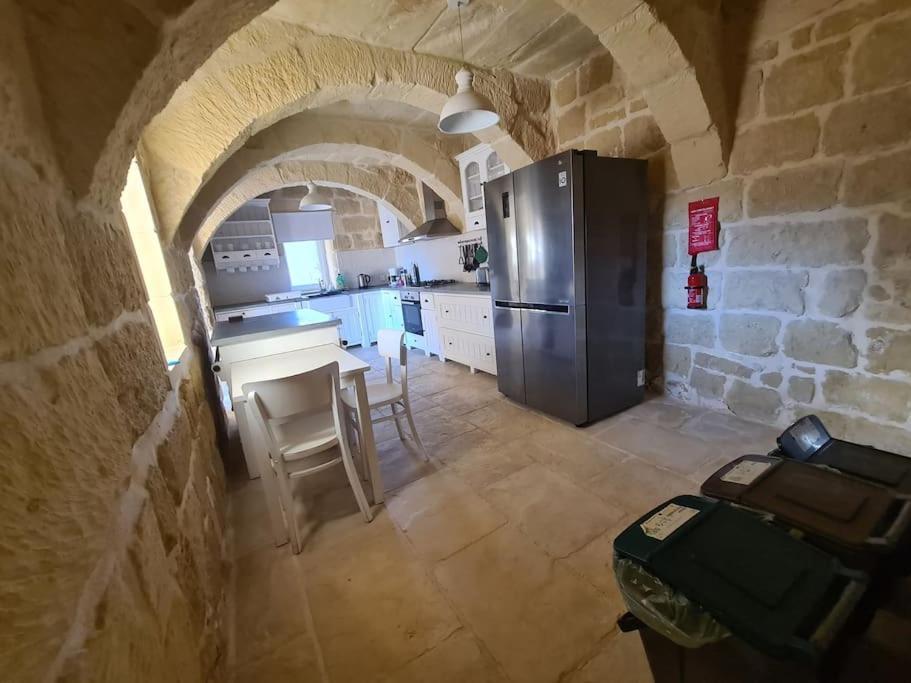 Farmhouse Villa With Large Pool And Garden In Gozo Għarb Exteriér fotografie