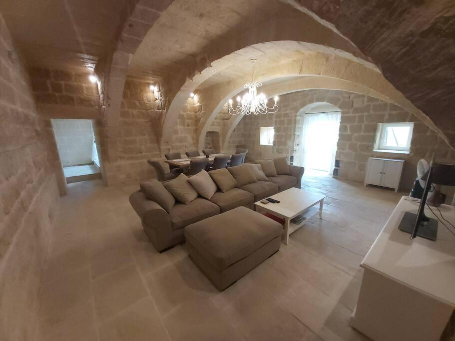 Farmhouse Villa With Large Pool And Garden In Gozo Għarb Exteriér fotografie