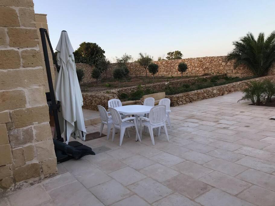 Farmhouse Villa With Large Pool And Garden In Gozo Għarb Exteriér fotografie